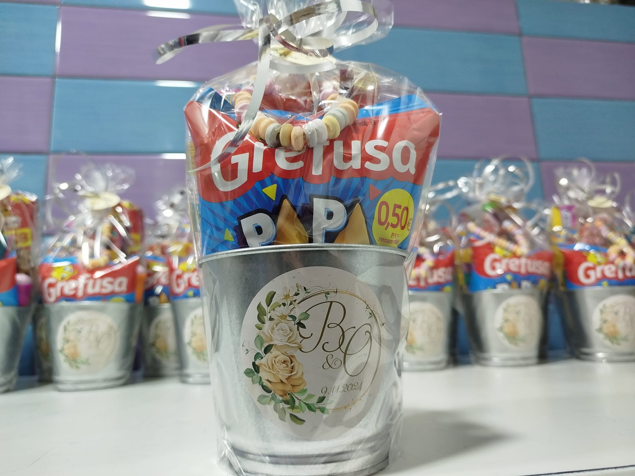 Cubo Metálico Personalizado con Chuches/Snacks — Detalles para eventos - Vista 4