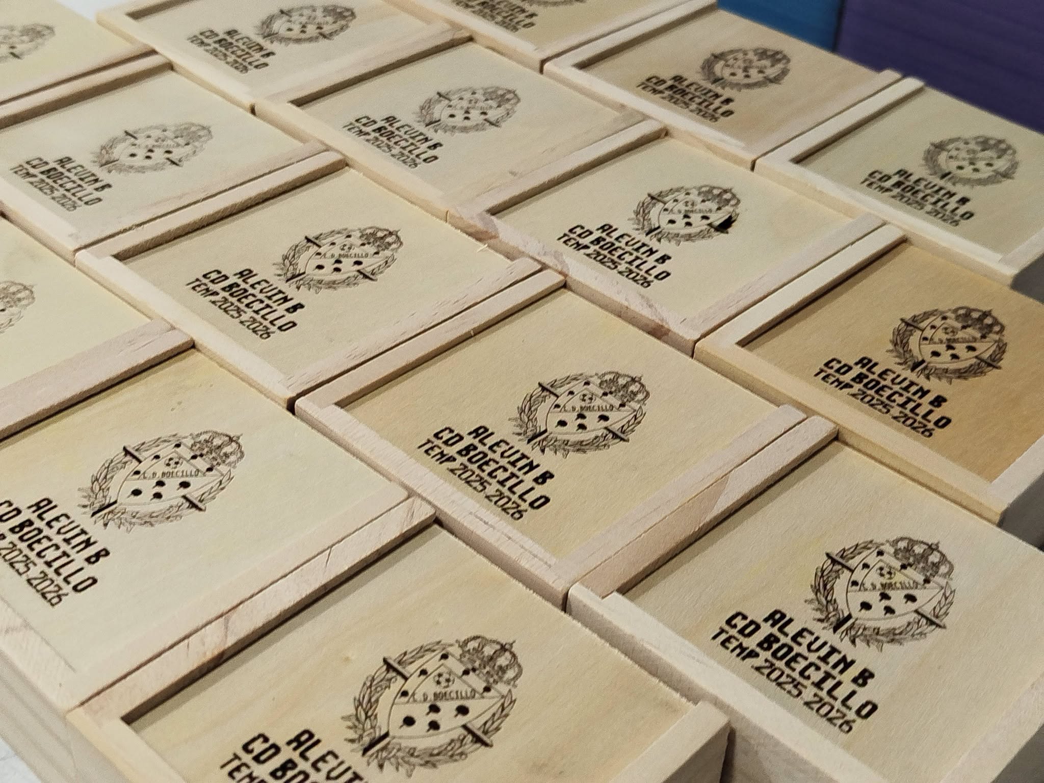 Juego de Mesa en Madera Grabado a Láser — Tres en Raya — Detalles para eventos - Vista 2