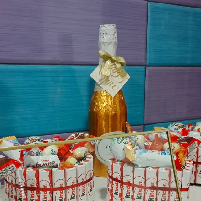 Marco de Chocolate Personalizado — Detalles para eventos - Vista 3