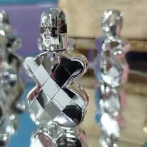 Perfume 12